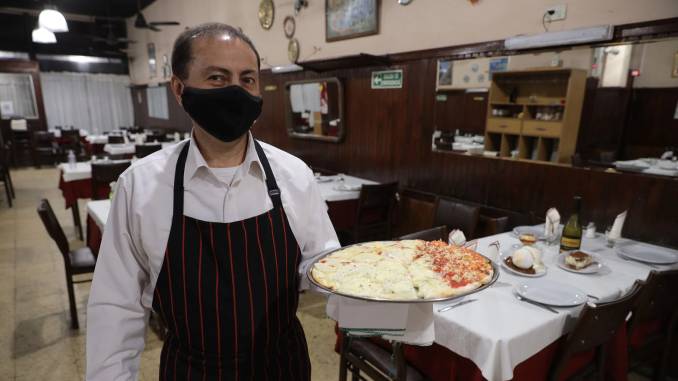 En este momento estás viendo El restaurante Albamonte creado en 1958 es una cantina icónica del barrio porteño de Chacarita que sobrevivió a la pandemia