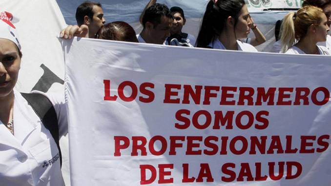 En este momento estás viendo Enfermeros de la Ciudad reclaman convocando a una “fogata de la bronca”