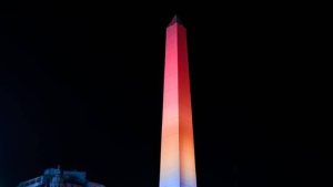 Lee más sobre el artículo La Ciudad ilumina el Obelisco por el día del orgullo