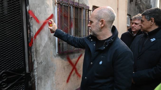 En este momento estás viendo El jefe de gobierno porteño cerró un búnker narco en el Barrio de Zavaleta