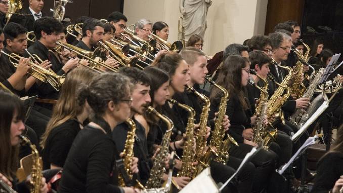 En este momento estás viendo Inicia el  Seminario de Integración y Práctica Musical de la Banda Sinfónica de la Ciudad de Buenos Aires. La participación es totalmente gratuita y no tiene límite de edad