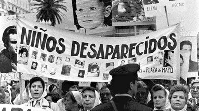 En este momento estás viendo Las Abuelas de Plaza de Mayo lanzarán la campaña federal «Identidad en Lucha»