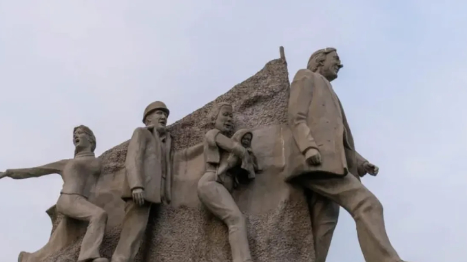 En este momento estás viendo La legisladora Bielli denunció el mal estado de los monumentos de la Ciudad