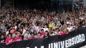 Lee más sobre el artículo La Marcha Federal Universitaria del próximo 23 de abril se mantiene